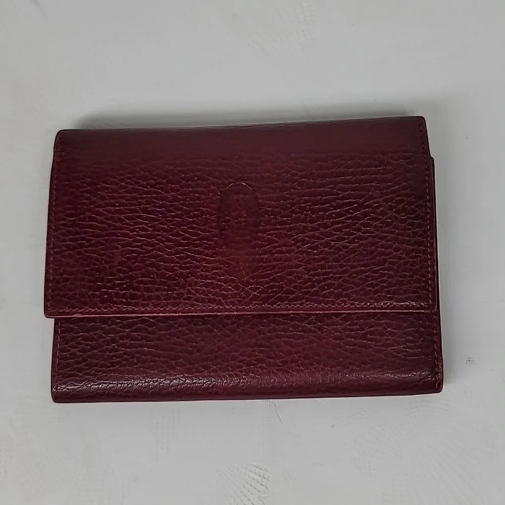 CARTIER MUST CLASP TRI-FOLD WALLET CLASP CLOSURE COMPACT WALLET